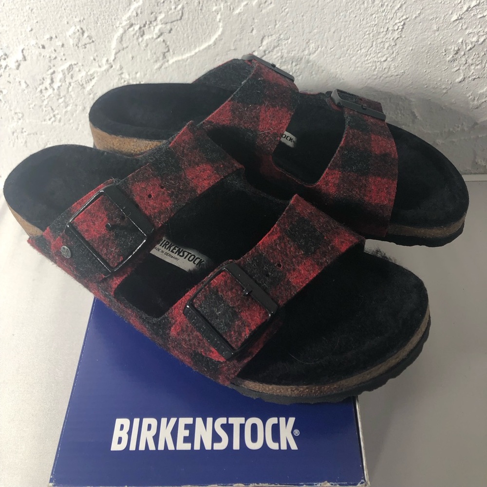 - Arizona Rivet Plaid Red 40 US L 9 M 7 Narrow fit